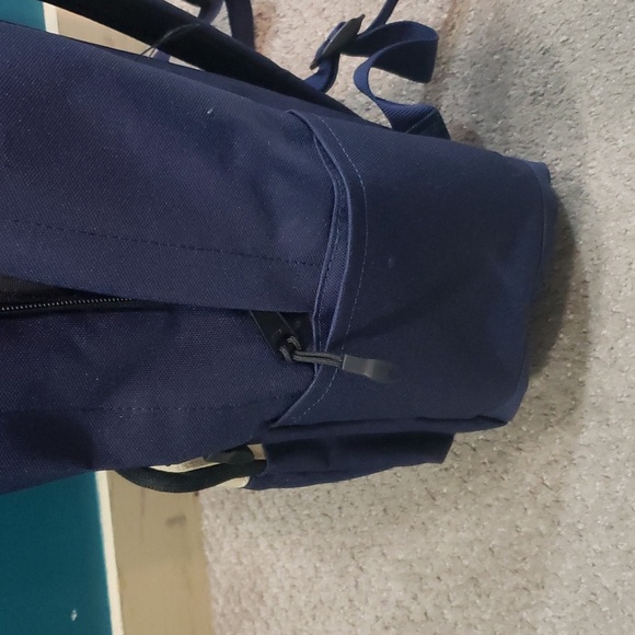 Parkland Riverdale high school embroidered crest/logo backpack from the show CW - Picture 5 of 5